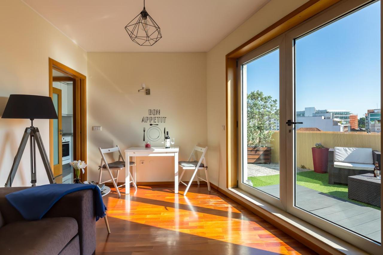 Music Relaxing Apt With Bikes, Terrace & Parking Porto Buitenkant foto